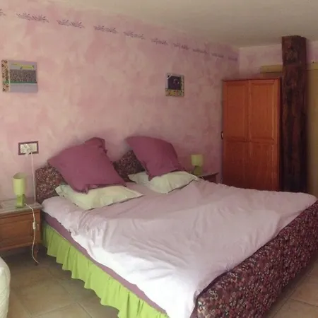 Panzió D'hotes Senathe *