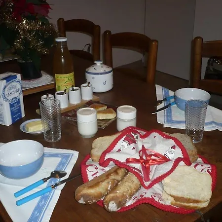 D'hotes Senathe