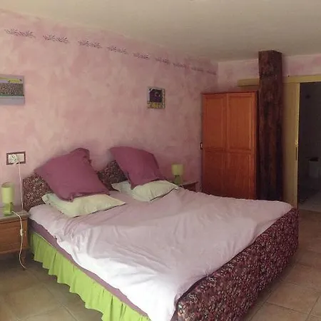 D'hotes Senathe Bed & Breakfast